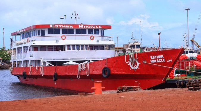 2 morts et 121 personnes secourues après le naufrage d’un navire au large de Libreville